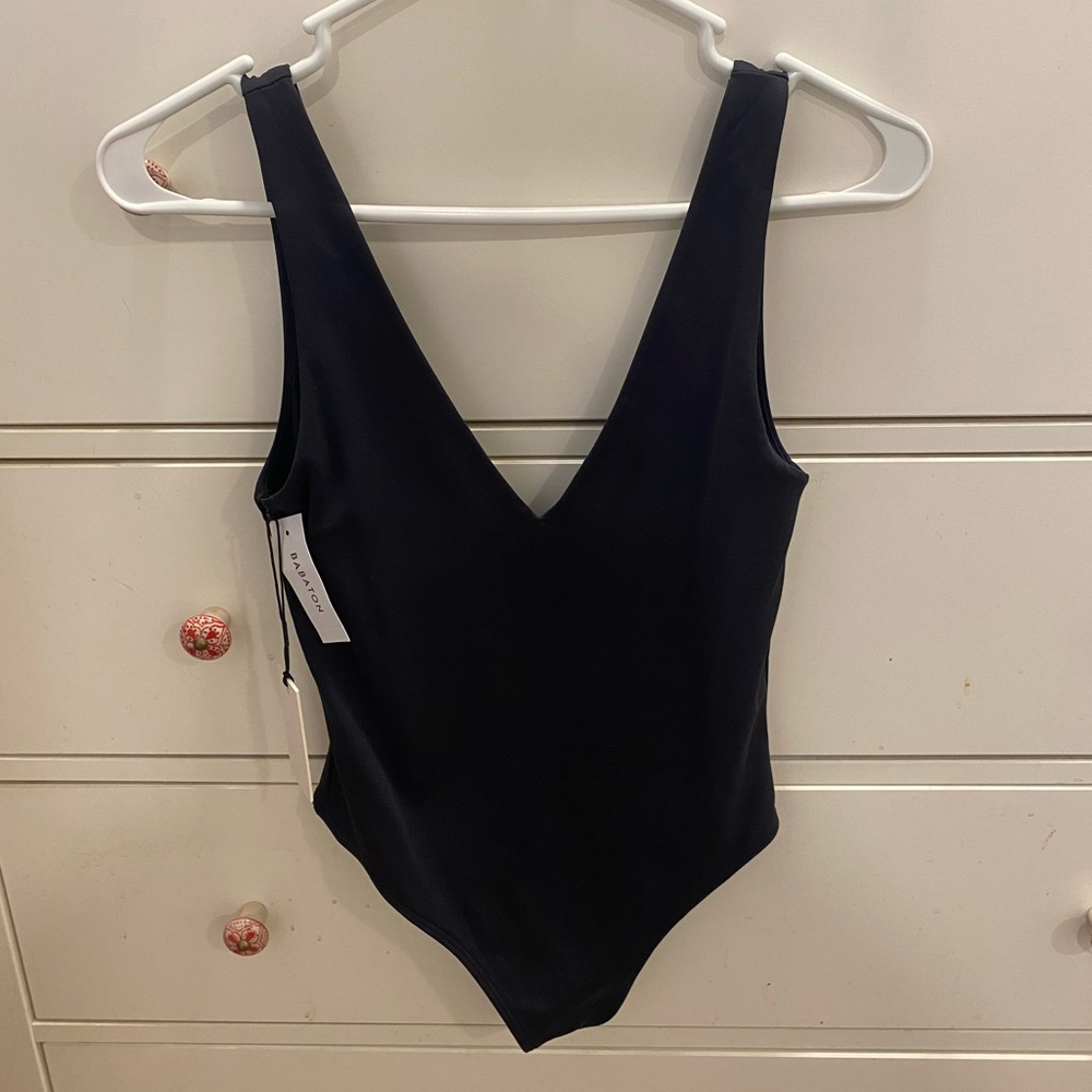 Aritzia babaton body suit